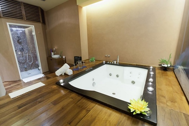 bon-tam-massage-co-nen-mua-hay-khong