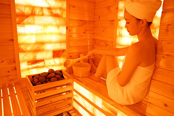 Ph&ograve;ng x&ocirc;ng hơi hồng ngoại mua ở đ&acirc;u